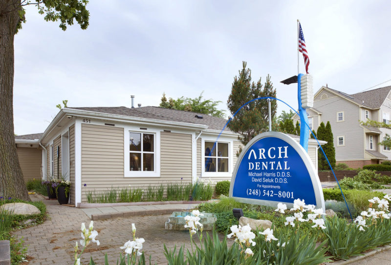 Arch Dental- Implants, Invisalign Cosmetic Dentist in Madison Heights — photo