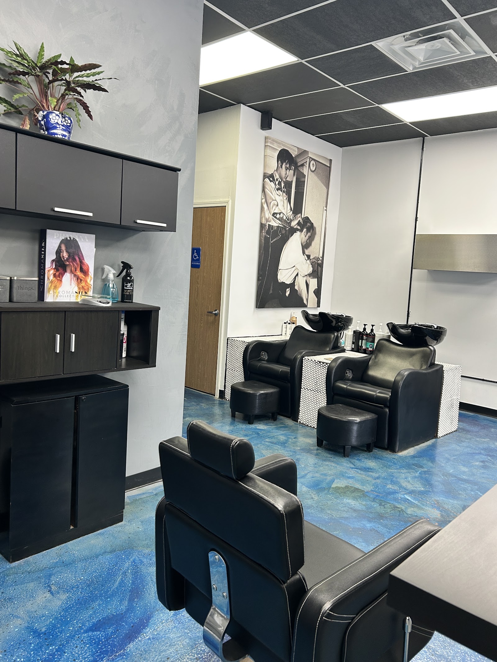 Bitter Ends Barber Salon in Madison Heights