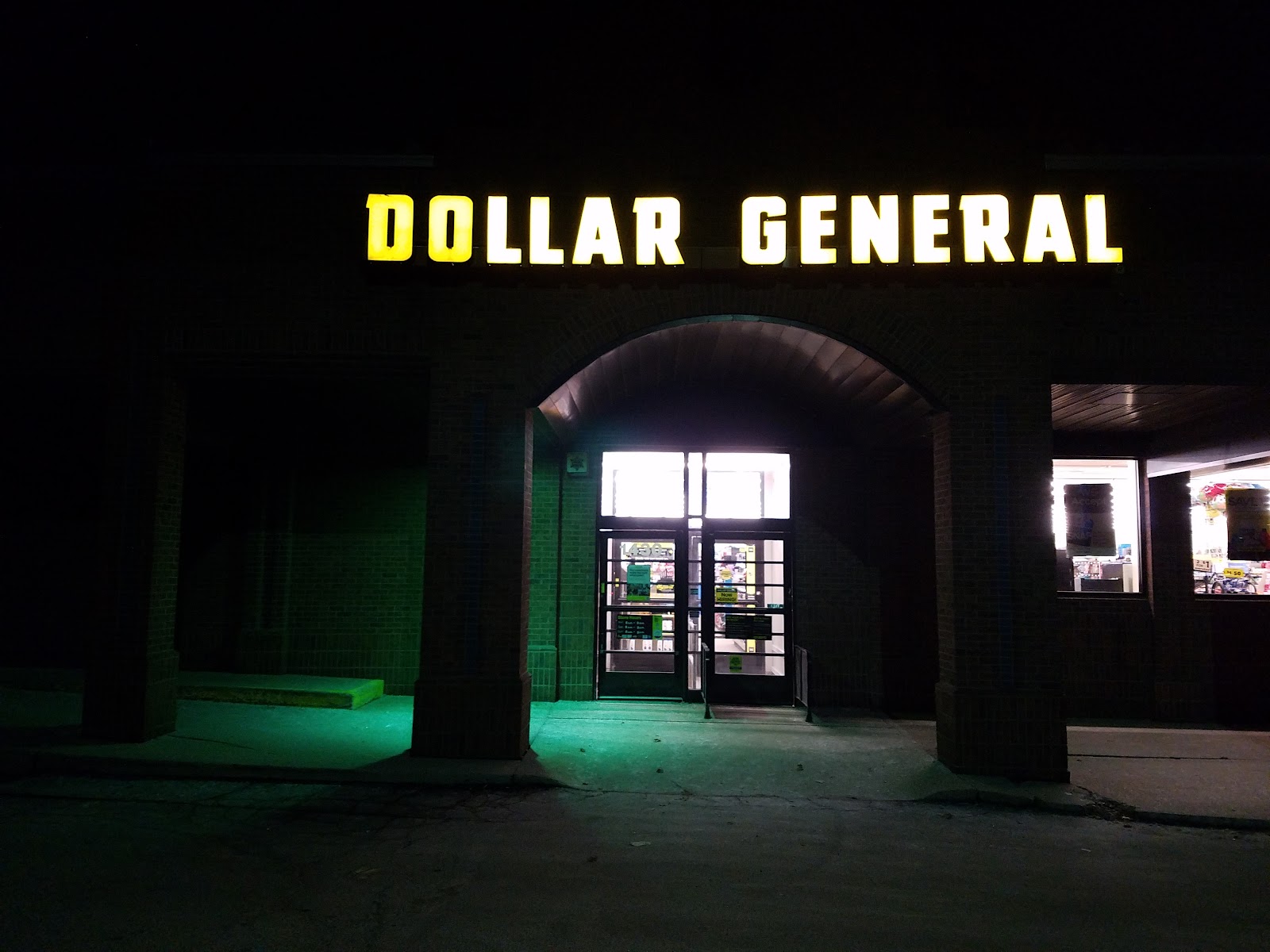 Dollar General in Madison Heights