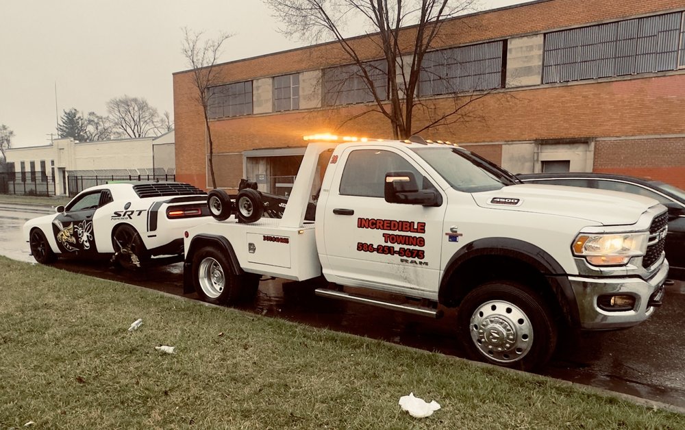 Incredible Towing in Warren