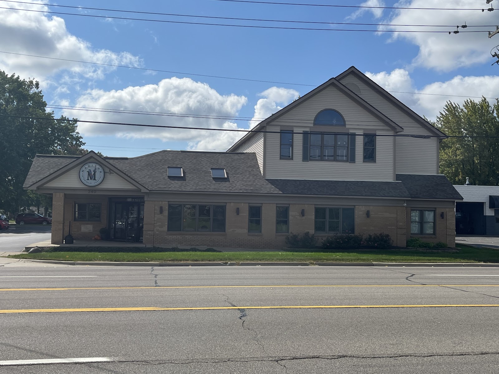 Madison Veterinary Hospital — photo