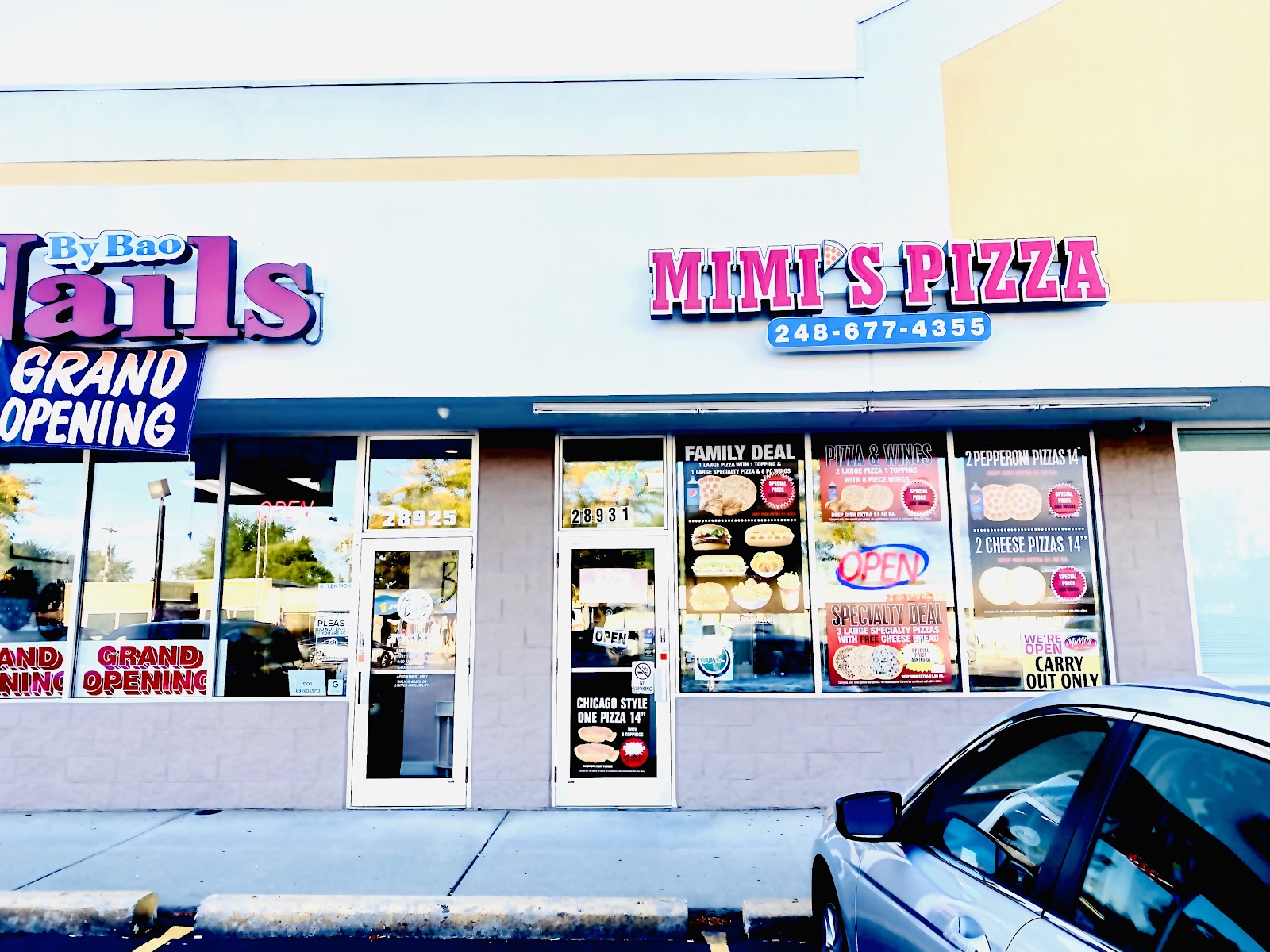 Mimi's Pizza & Burgers in Madison Heights