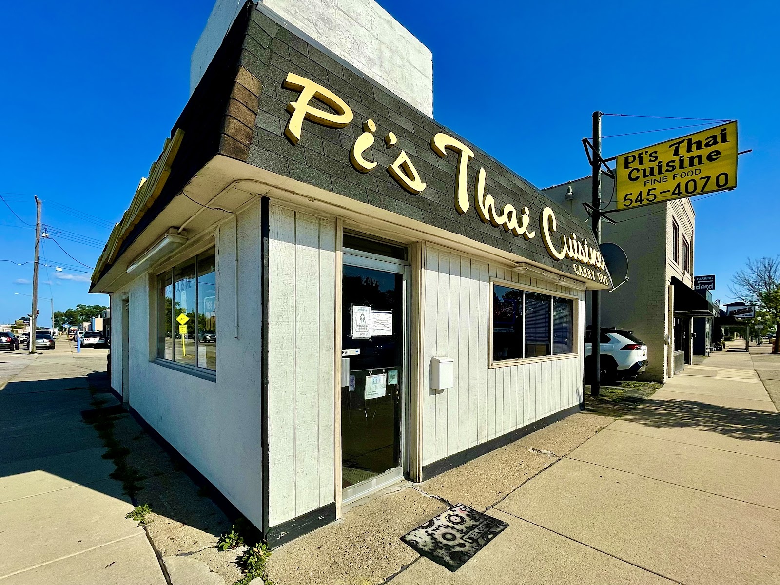 Pi's Thai Cuisine in Hazel Park