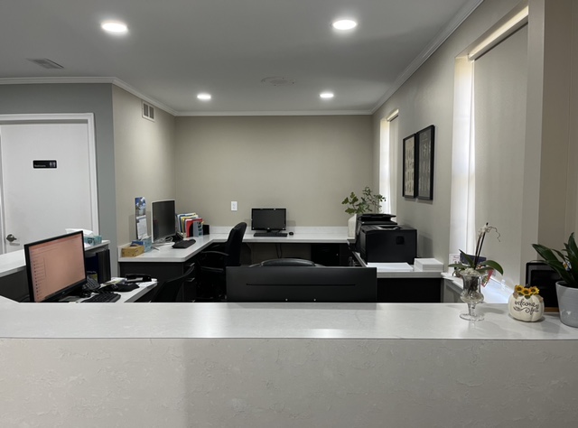 Sunshine Dental Implant and Periodontics in Madison Heights